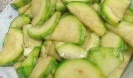 吃蜜瓜中毒咳嗽,揭秘甜蜜背后的健康隐患