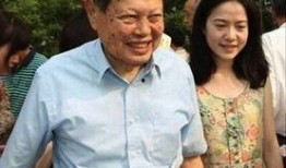 杨振宁吃瓜,揭秘科学巨匠的日常生活趣事