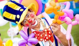 城东小丑带你吃瓜,城东小丑带你领略美食瓜界盛宴