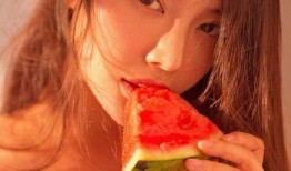 大嫂有瓜吃,揭秘家庭温馨背后的秘密生活